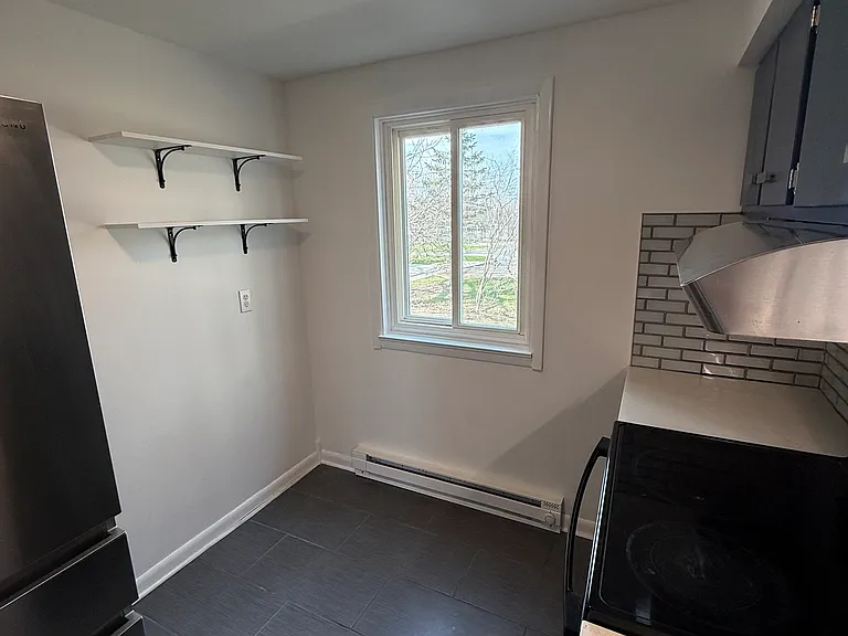 61 Park Club Ln #A — Photo 9