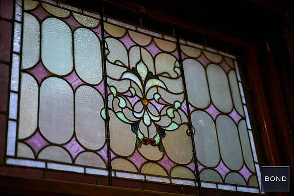 Rented by Bond New York | media 11