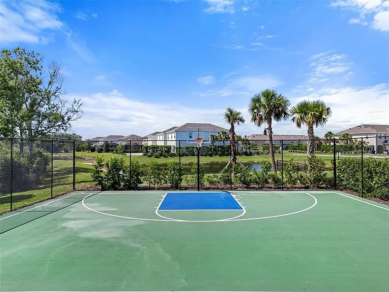 5725 Haven Ter — Photo 47