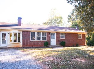 136 Coffee Rd, Lynchburg, VA 24503