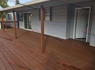 738 Gish Rd, Portland, WA 98570