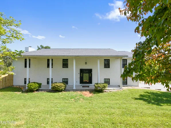 216 Orchard St, Jacksboro, TN 37757