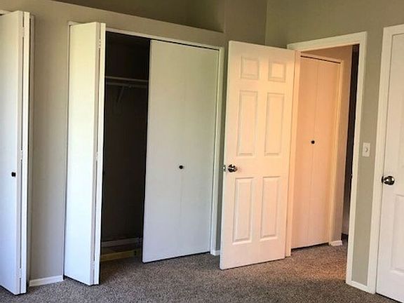 5th image of 921 W University Dr Unit 1223