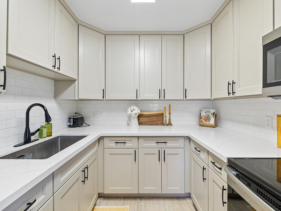 1st image of 91-1026 Kaiau Ave #5F