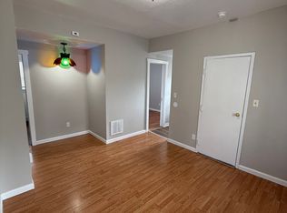 1495 State St #1R1, New Haven, CT 06511