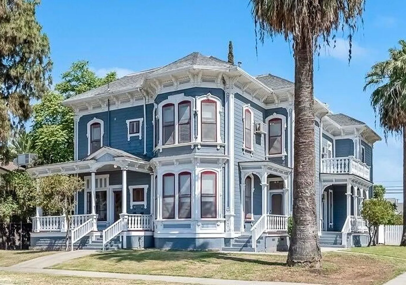 1 bedroom 1 bath walking distance to downtown Hanford — Photo 1