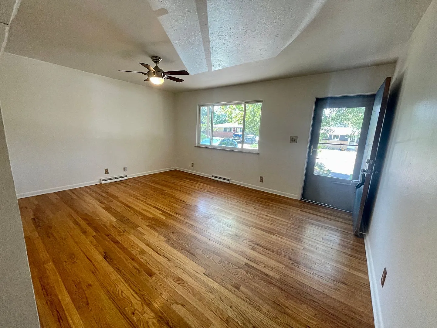 Charming 3B/1B East Boulder Home — Photo 2