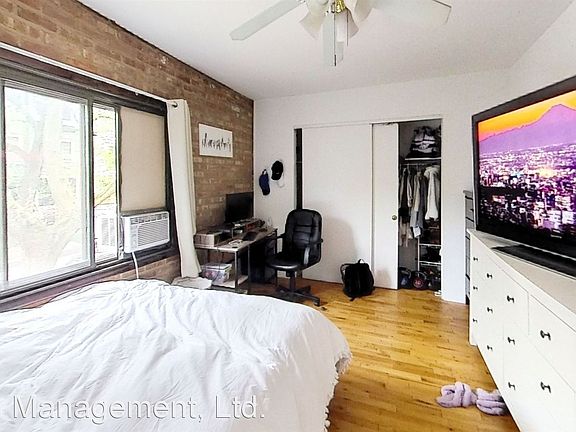 3rd image of 2634 N Mildred Ave APT 1