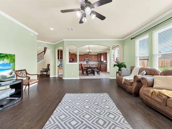 1300 Iron Dale Dr, Wylie, TX 75098