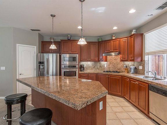 5th image of 2384 Granite Park Dr
