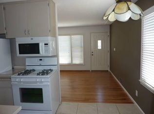 2487 Edgcumbe Rd, Saint Paul, MN 55116