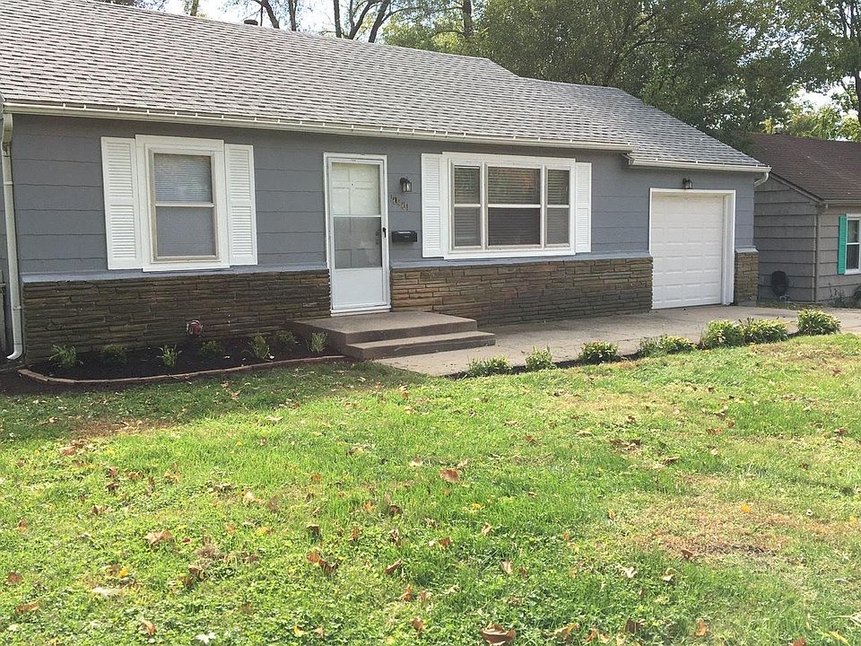 10401 W 64 St.