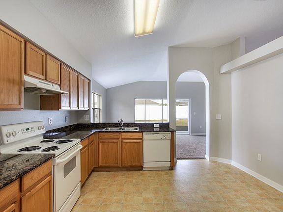2nd image of 12008 Hampshire Field Ct