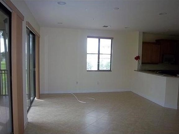 3rd image of 3020 NW 125th Ave APT 419