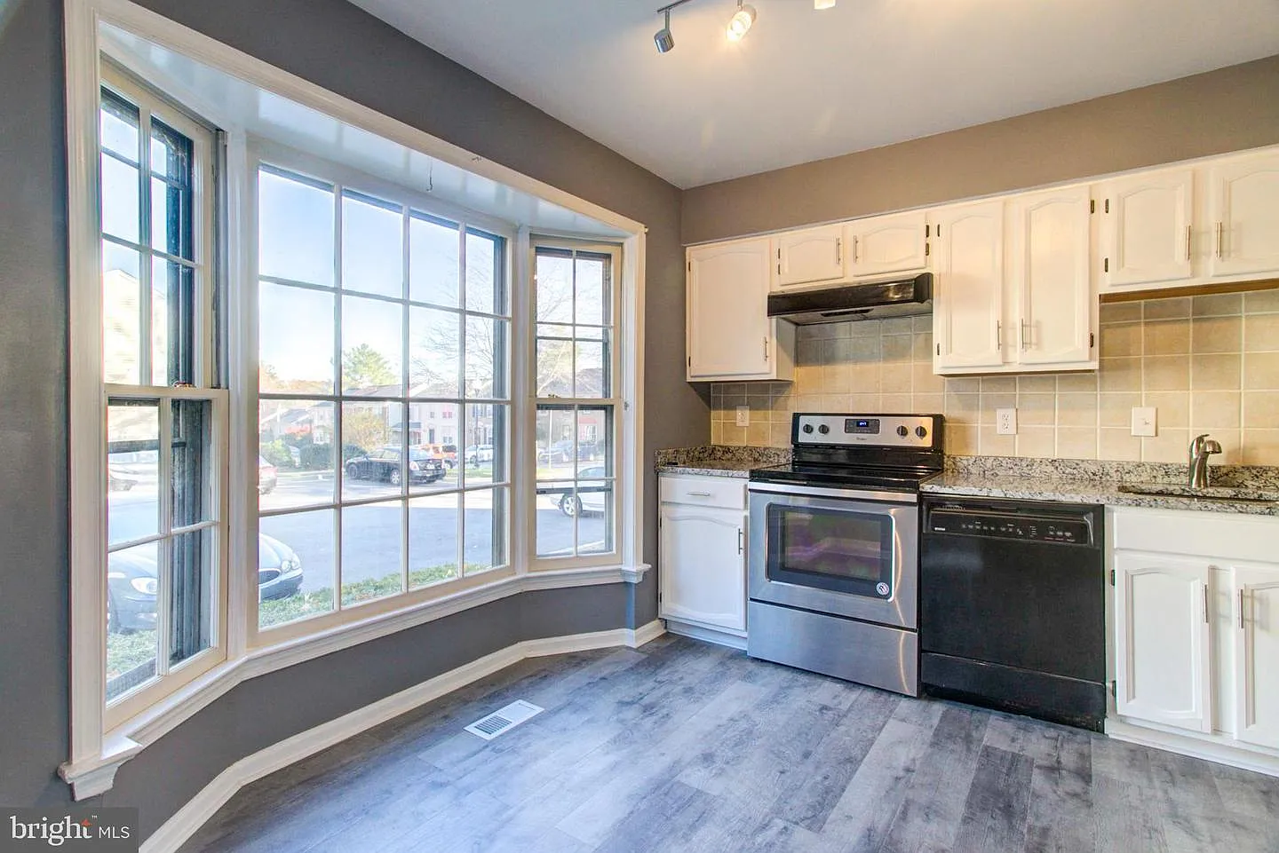 5416 New London Park Drive - 1 — Photo 2