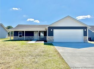 1231 Woodland Ave, Scottsburg, IN 47170
