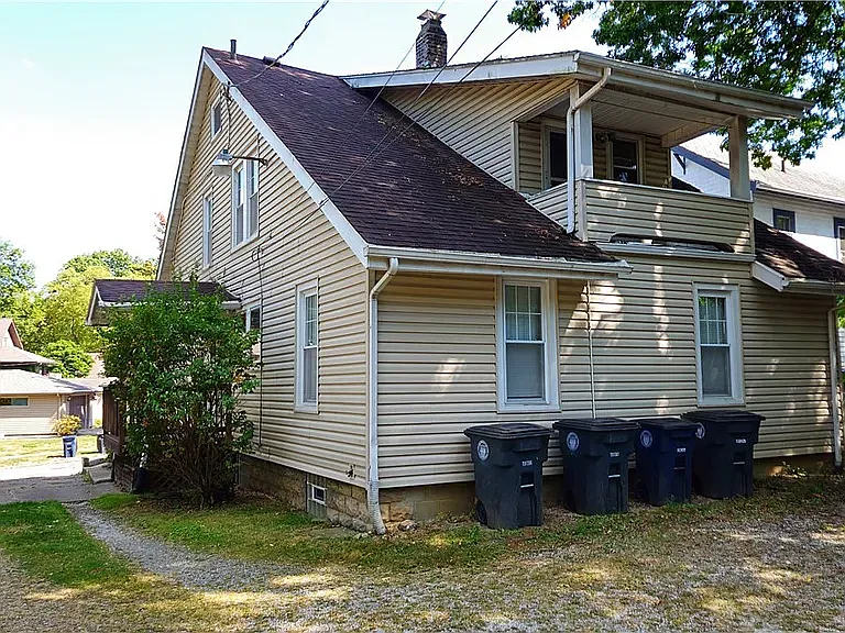 2 bed, 800 sqft, $1,100 — Photo 3