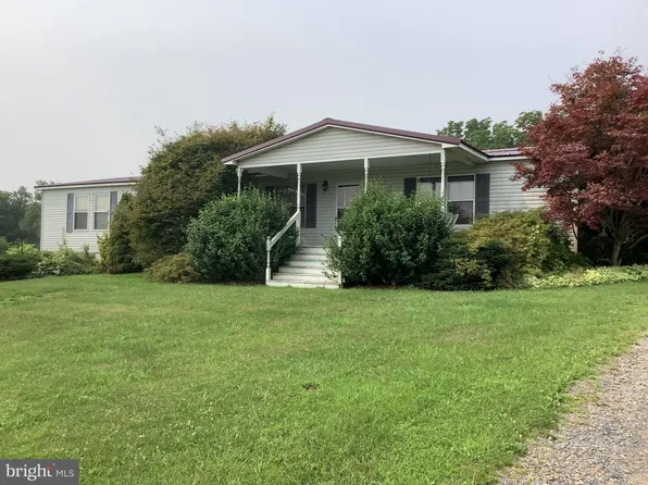 245 Gladiator Way, Hedgesville, WV 25427