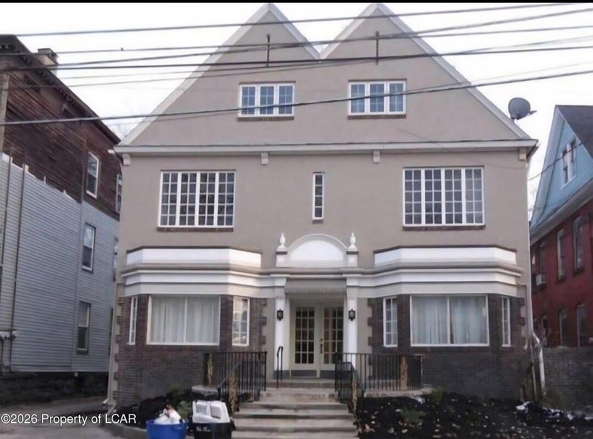 1st image of 374 River St #3