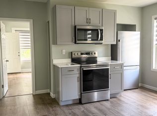 4 Fairbanks St APT 2, Worcester, MA 01610