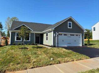 300 Walsh Ln, Waynesboro, VA 22980