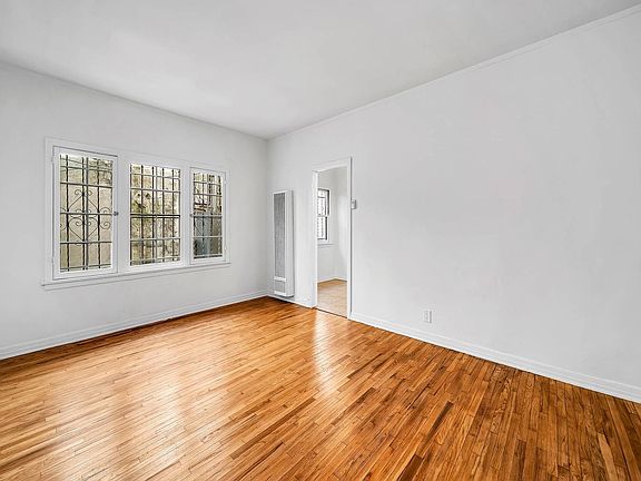 2nd image of 1255 N Gordon St #3