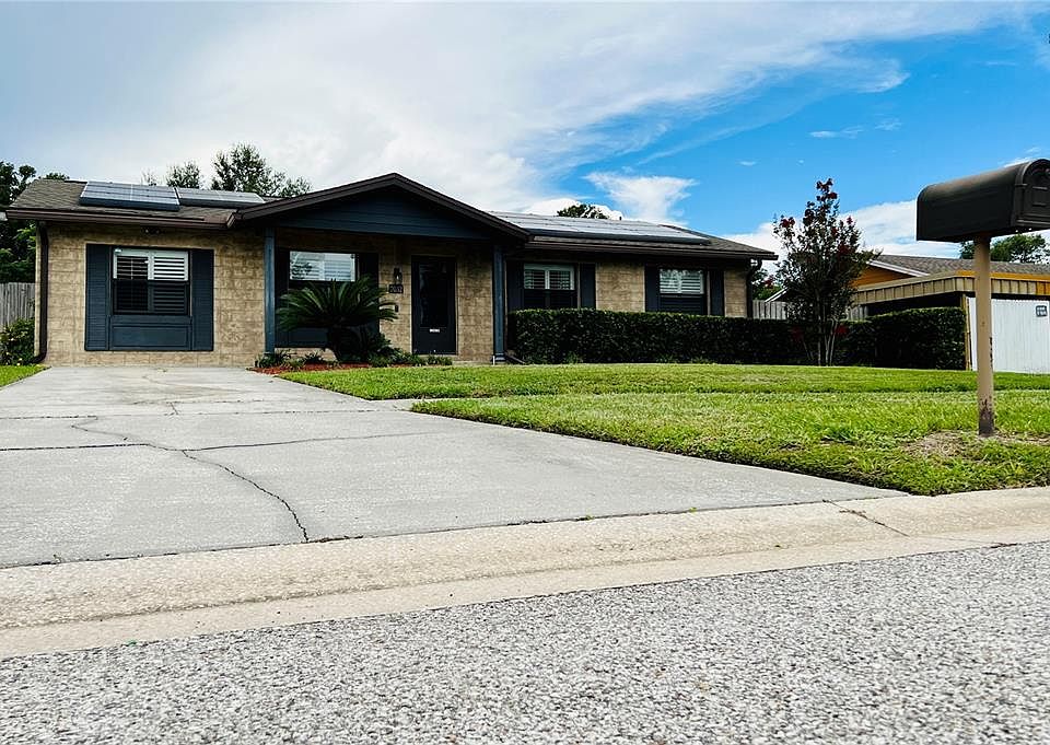 1st image of 7032 WATSEKA AVENUE