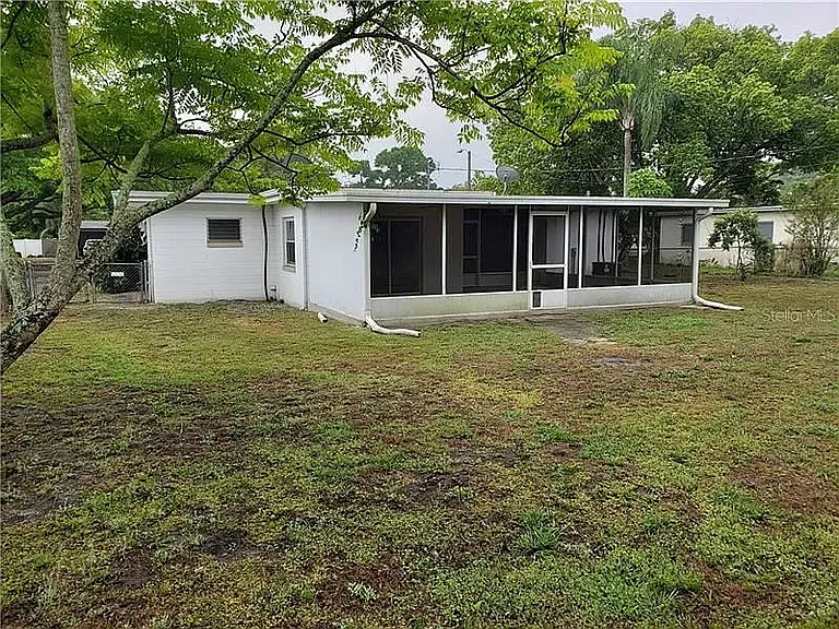 1841 Linden Rd — Photo 28