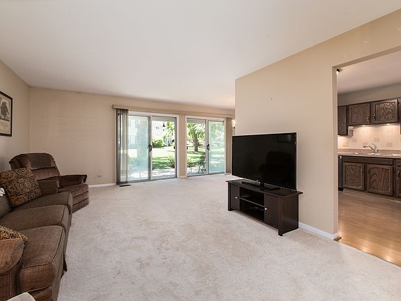 5th image of 500 Loch Lomond Ln APT D