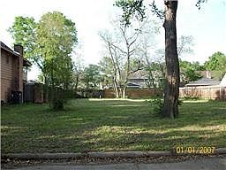 2nd image of 5042 Fallen Oaks Dr