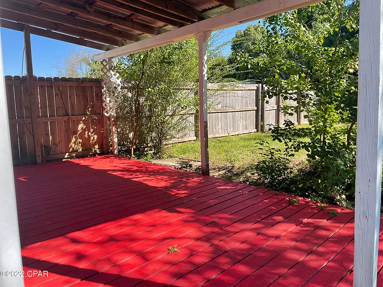 1510 Clay Ave #A — Photo 12
