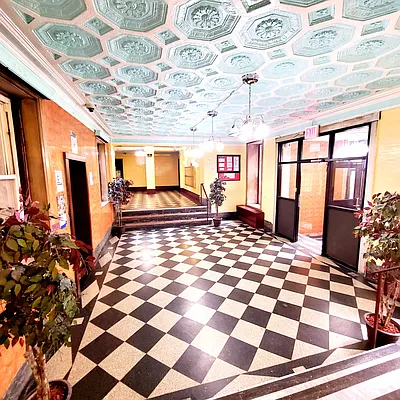 Rented by New York Residence | media 8