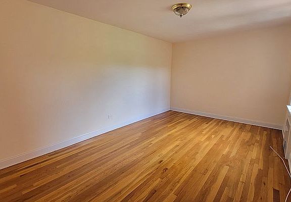3rd image of 83-10 118th St #4D