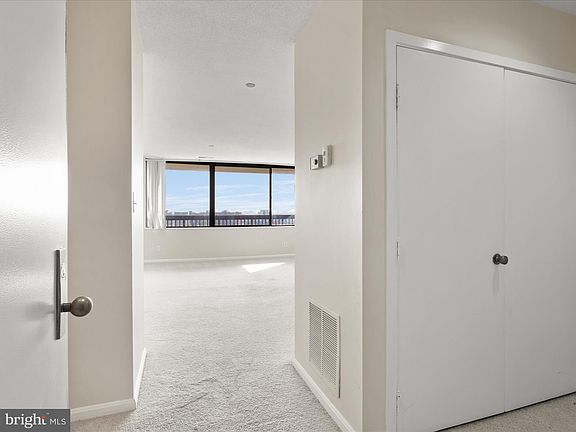 4th image of 3713 George Mason Dr #1701