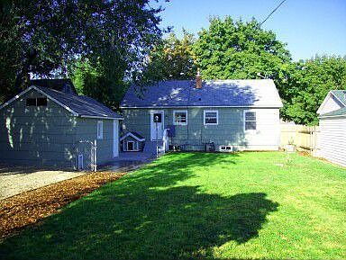 Large private fenced yard and secure RV parking