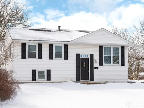 1235 Klose Ave, New Carlisle, OH 45344