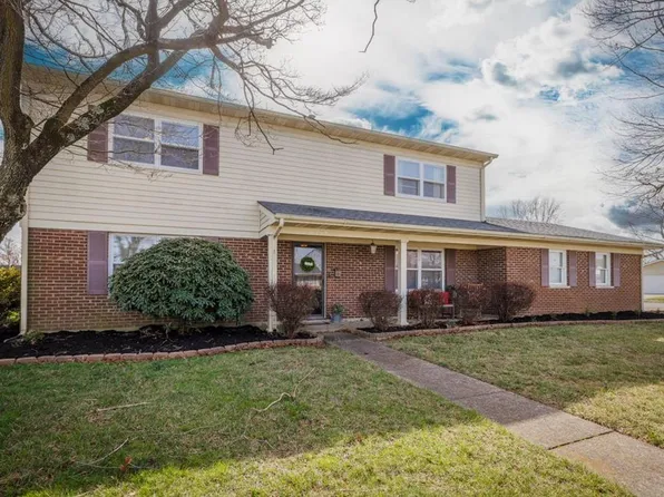 2510 Whirlaway Dr, Owensboro, KY 42301