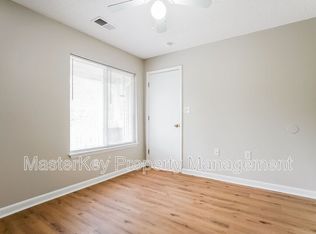 1351-301 Crab Orchard Dr, Raleigh, NC 27606