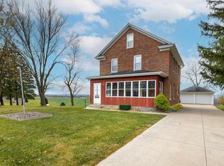 14816 Sherrill Rd, Sherrill, IA 52073