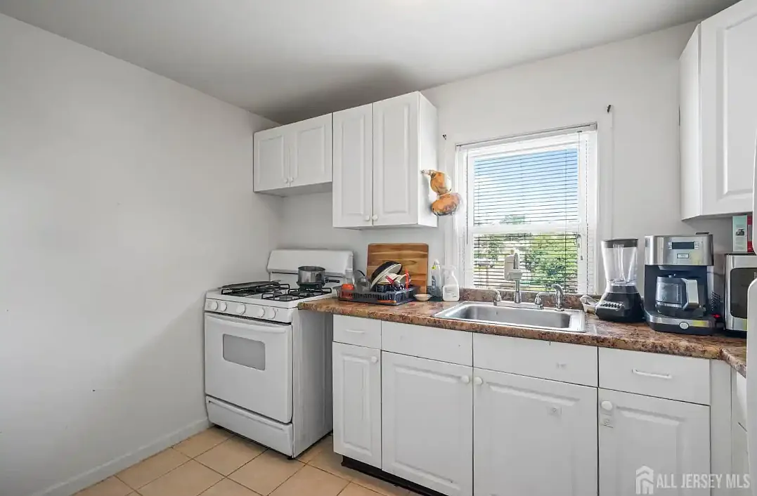 1 bed, 675 sqft, $2,150 — Photo 2