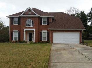 1890 Green Oak Cir, Lawrenceville, GA 30043
