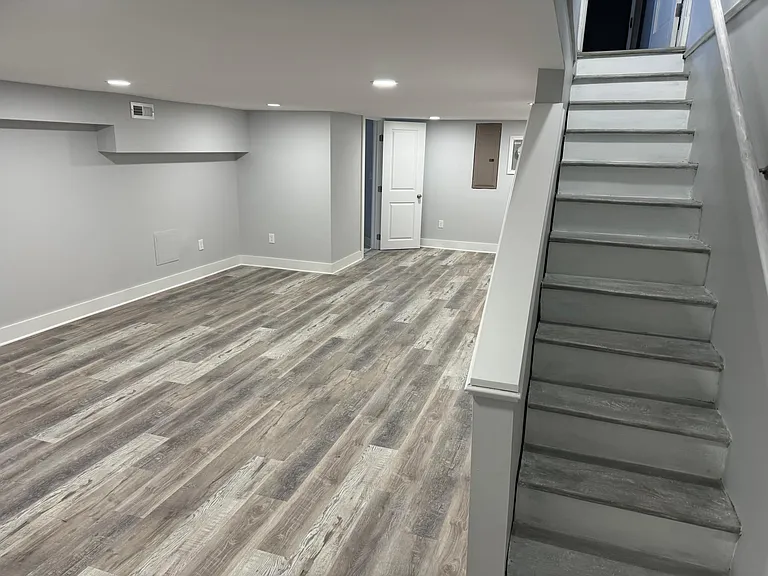 1102 Woodheights Ave — Photo 25