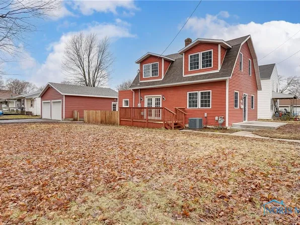 817 Springville Ave, Fostoria, OH 44830