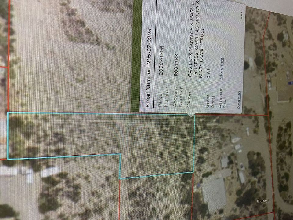 1st image of 401 N Saffron Dr