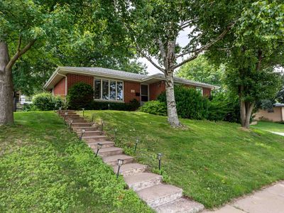 1891 Avalon Rd, Dubuque, IA, 52001