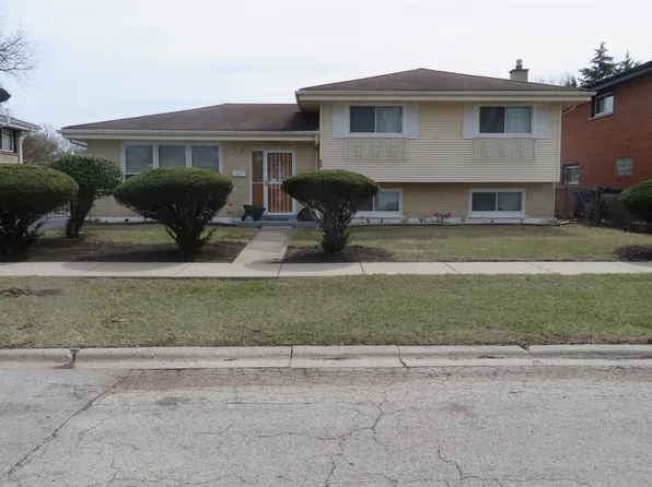 624 W Forest Preserve Dr, Wood Dale, IL 60191