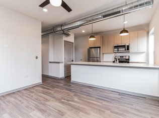 1645 N Wells St #4A, Chicago, IL 60614