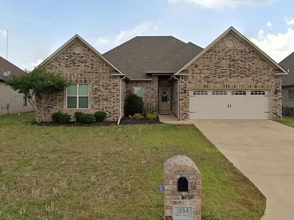 1st image of 1054 Mark Cir