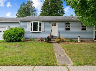 47 Randy Ln, Burlington, VT 05408