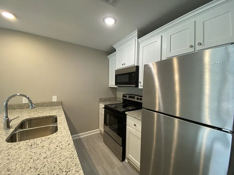4 bed, 1150 sqft, $1,525 — Photo 3